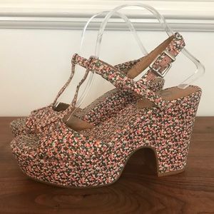 Retro Floral Print Platform Sandals